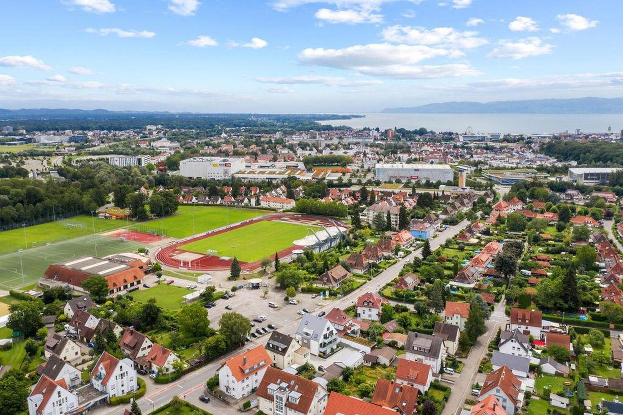 Kleine Auszeit Apartment Friedrichshafen Ngoại thất bức ảnh
